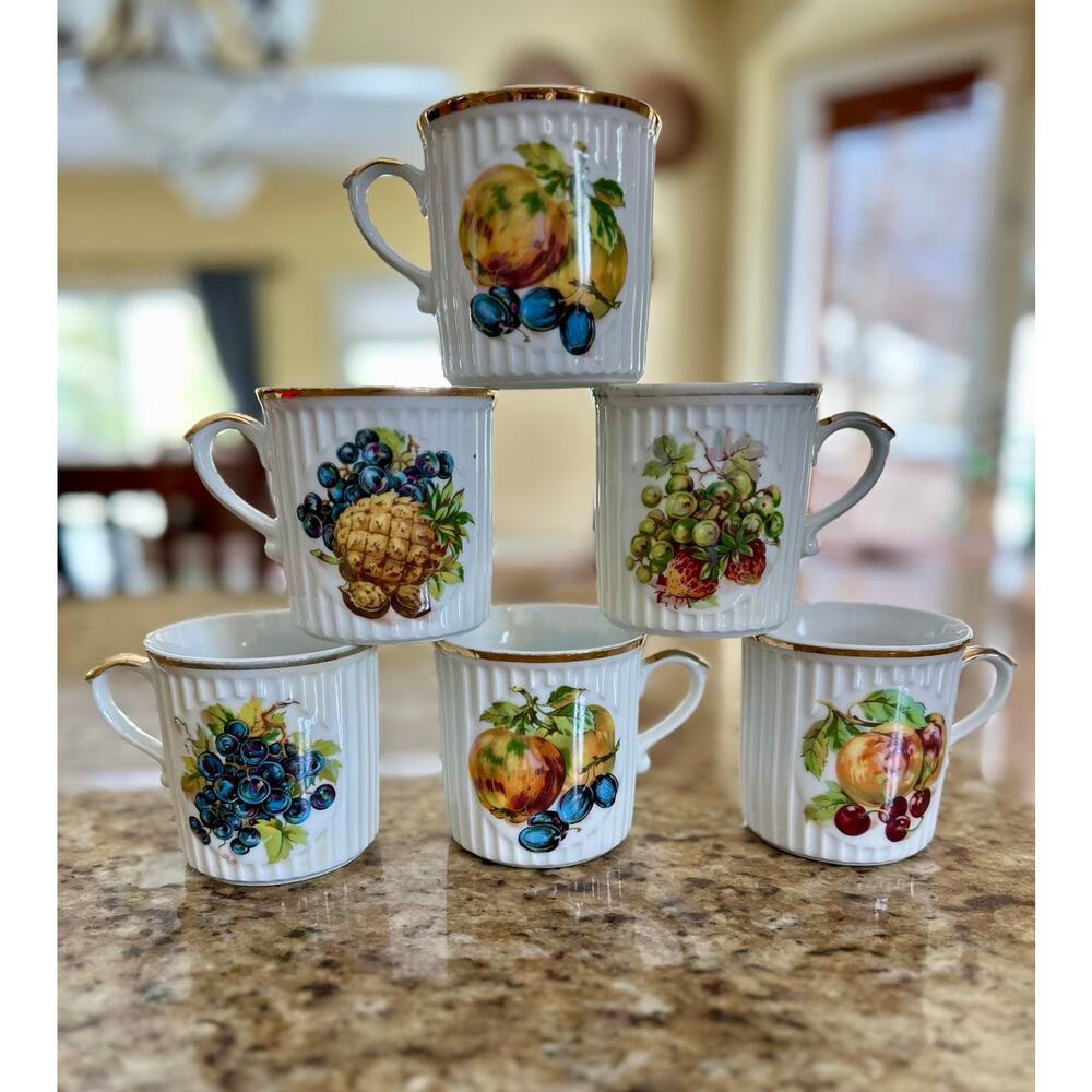 Toscport Czech Dallwitz Crown D Mugs. Set of 6 with Fruit and Gold Accents Read